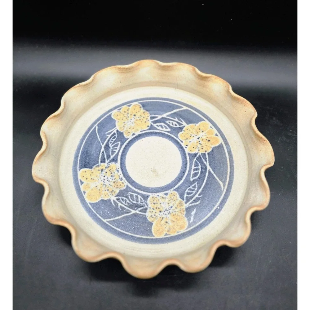 Vintage Kim Wellman Welsch Studio Art Pottery Signed Scalloped Pie Plate Floral